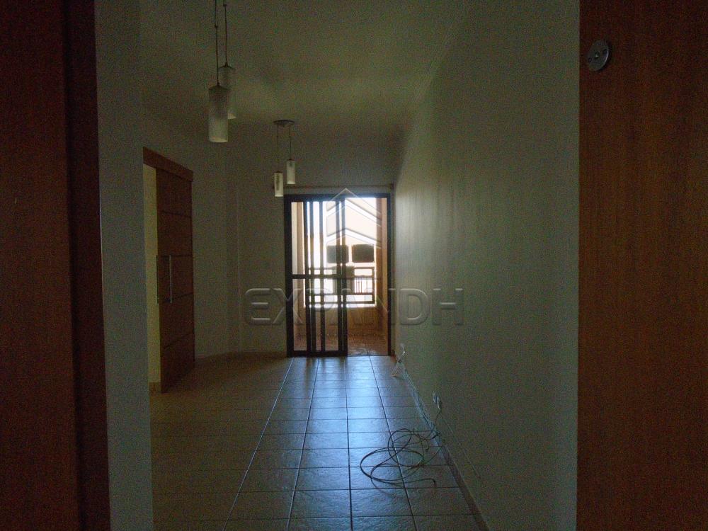 Alugar Apartamentos / Padrão em Sertãozinho R$ 1.200,00 - Foto 3