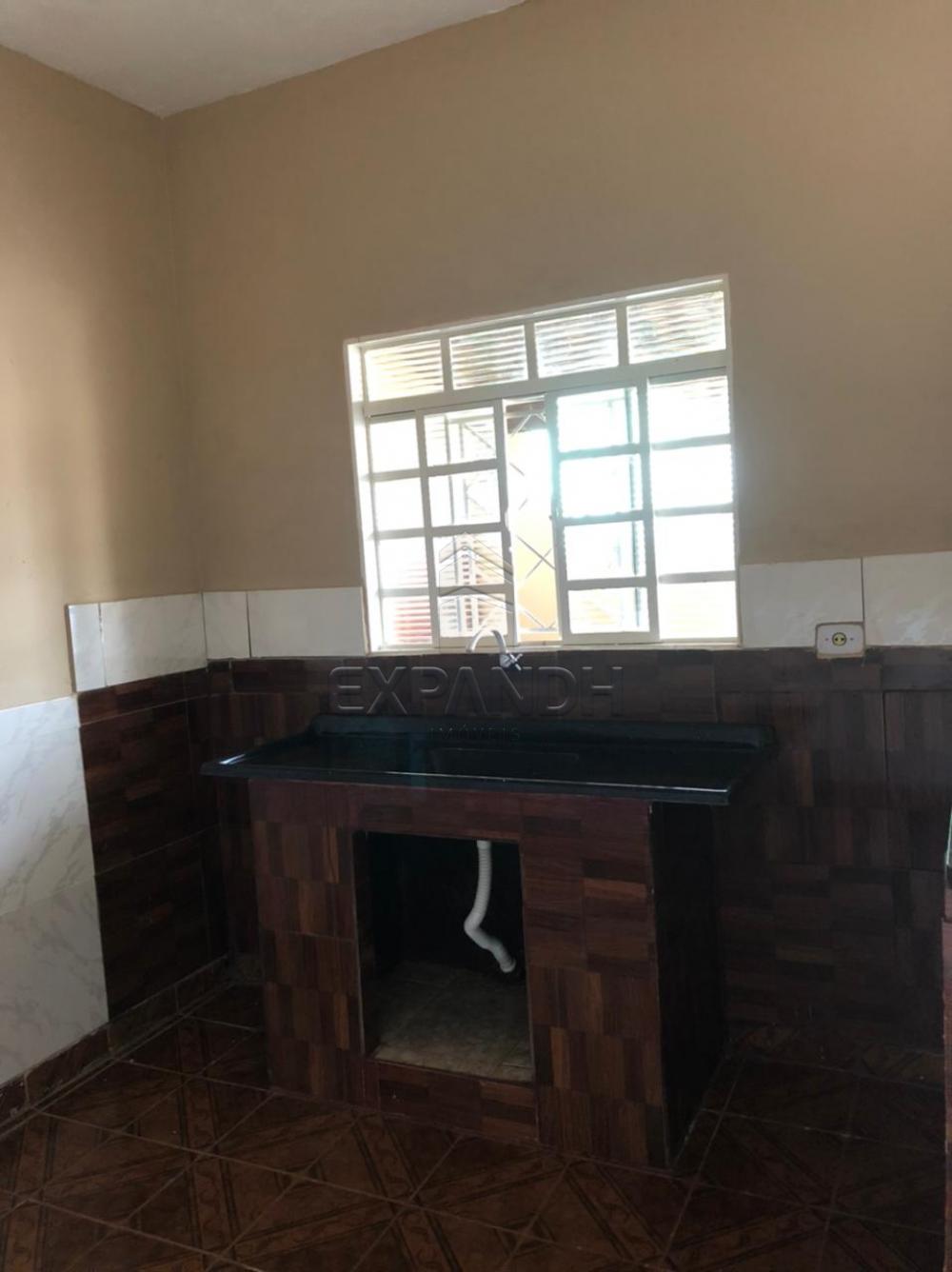 Alugar Casas / Padrão em Sertãozinho R$ 690,00 - Foto 10 Alugar Casas / Padrão em Sertãozinho R$ 690,00 - Foto 10