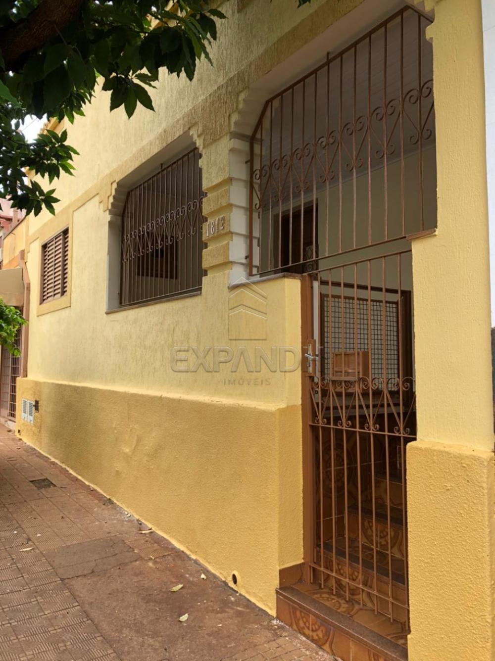 Alugar Casas / Padrão em Sertãozinho R$ 925,00 - Foto 1 Alugar Casas / Padrão em Sertãozinho R$ 925,00 - Foto 1