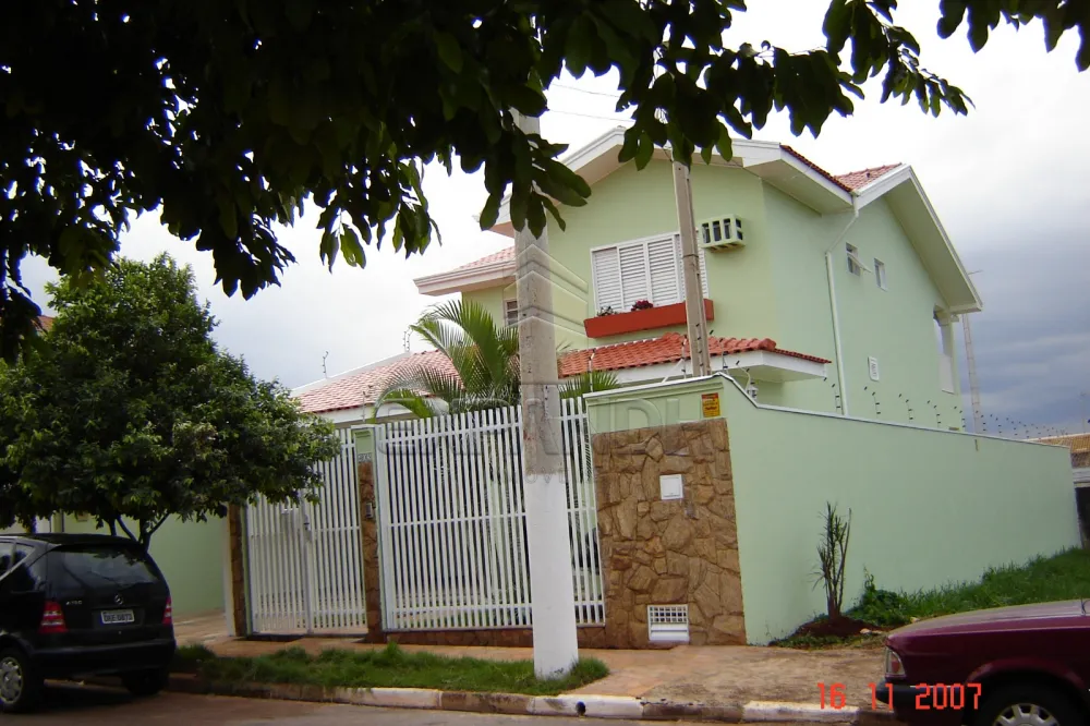 Comprar Casas / Padrão em Sertãozinho R$ 750.000,00 - Foto 3