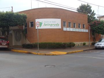 Comerciais / Salão em Sertãozinho Alugar por R$500,00 Comerciais / Salão em Sertãozinho Alugar por R$500,00