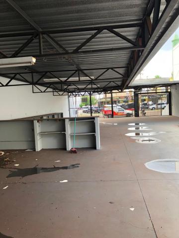 Comerciais / Salão em Sertãozinho Alugar por R$3.200,00 Comerciais / Salão em Sertãozinho Alugar por R$3.200,00
