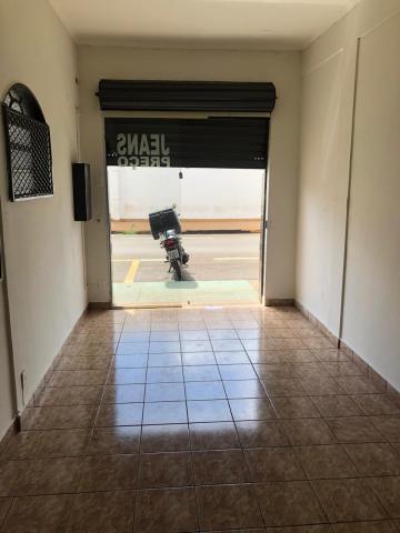 Comerciais / Salão em Sertãozinho Alugar por R$1.000,00 Comerciais / Salão em Sertãozinho Alugar por R$1.000,00
