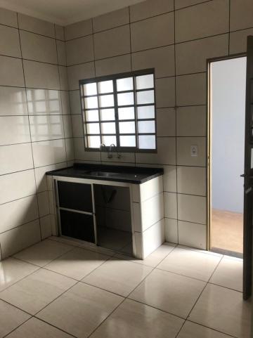 Alugar Casas / Padrão em Sertãozinho R$ 750,00 - Foto 10 Alugar Casas / Padrão em Sertãozinho R$ 750,00 - Foto 10