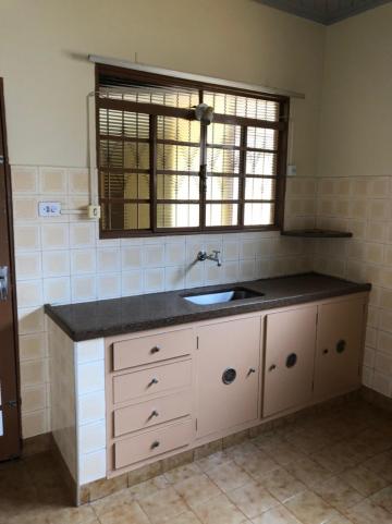 Alugar Casas / Padrão em Sertãozinho R$ 925,00 - Foto 10 Alugar Casas / Padrão em Sertãozinho R$ 925,00 - Foto 10