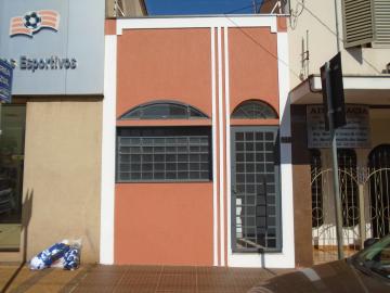 Sertãozinho - Centro - Casas - Padrão - Locaçao