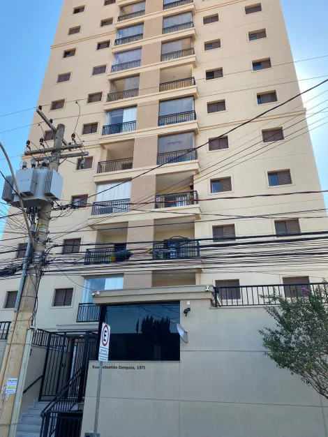 Alugar Apartamentos / Padrão em Sertãozinho. apenas R$ 1.800,00